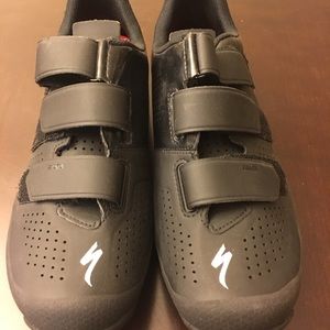 Cycling shoes